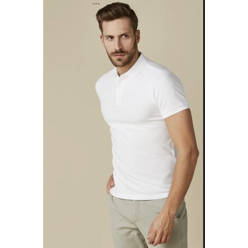 Polo-Shirt aus Cotton-Piquee in Weiß