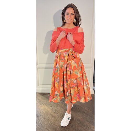 Kleid Upuenta  in Dragon Fruit 44