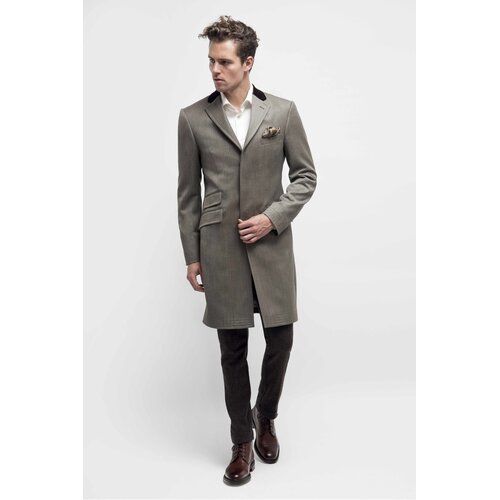 Covert Coat in Khaki mit Braunem Samtkragen