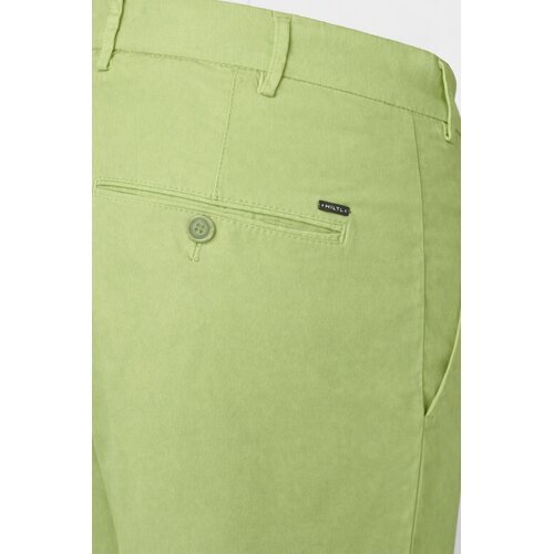 Chino Taura in Pistazien-Gr�n 106